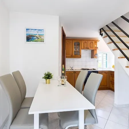 Apartman Chiba *
