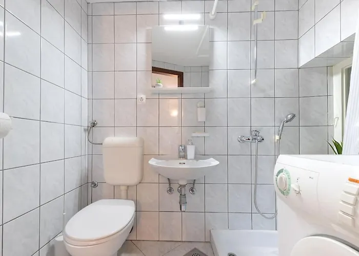 Chiba Apartman Split